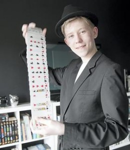 Lasse Lisby close up trylleri med kort